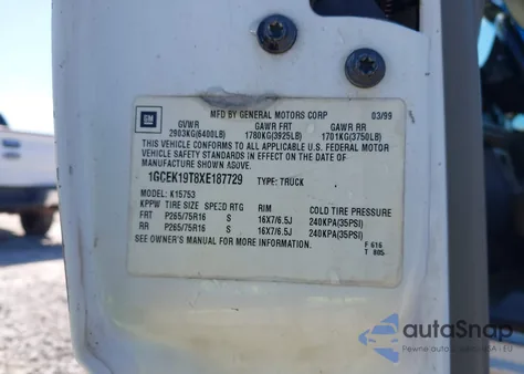 1999 Chevrolet Silverado 1500 Ls из США, поврежденный, VIN 1GCEK19T8XE187729